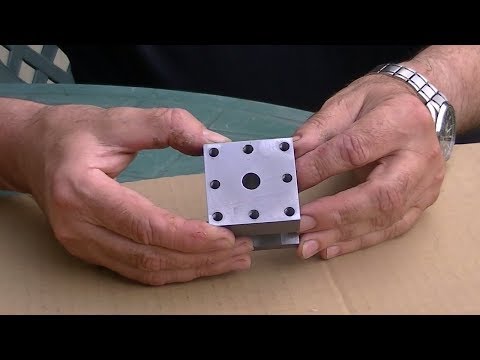 Imak 50 x 50 mm pierwszy zrobiony całkowicie maszynowo