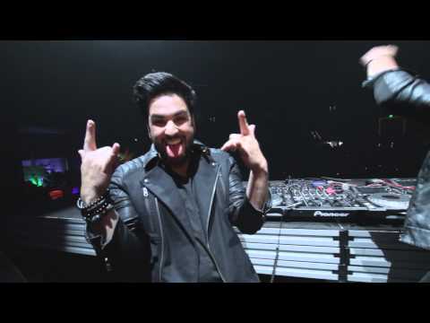 CDXXXIIHz Live by ATELLAGALI - Vegas (Official Aftermovie) featuring Chris Willis