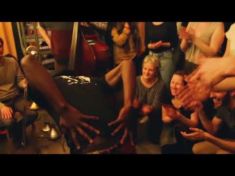 Jammin with The Morning Call Jazz Band ( Le Roi des Belges )