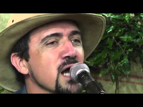 Ronaldo Sabino interpreta musica de autoria  ESTRADAS DE MINAS