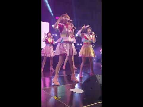 FANCAM (Khaosuay Focus) HeartBeat - HatoBito Debut stage @siam matsuri