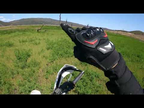 Indian Valley Reservoir Joel swamping his bike 4/23/2022