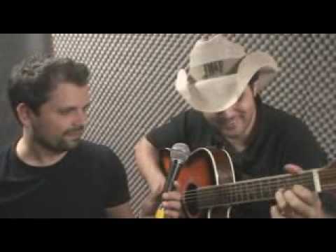 CASA DAS PRIMAS - JOÃO MARCIO E FABIANO - ZONADEZ.COM