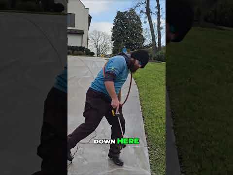 Driveway Cleaning: Pre-Treatment & Surface Cleaning Power! #shorts