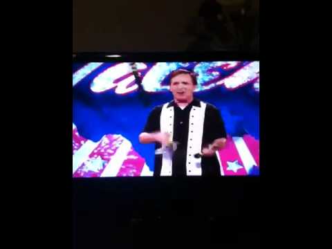 THE CRAZY JUGGLER EVER!!!!!!