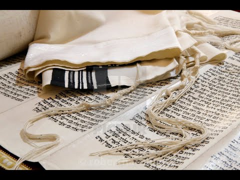 Hebrew Bible in English - Hallel Psalm 117 and Psalm 118