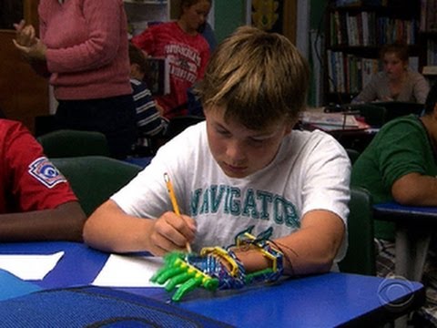 This awesome dad 3-D printed a prosthetic hand for his son
