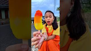 Download lagu Squidgame Eating Ice Cream Upin Ipin Elsa's Little Sister RISKA Vlog Sad Wants to Ask for Kinder ... mp3 Download lagu Squidgame Eating Ice Cream Upin Ipin Elsa's Little Sister RISKA Vlog Sad Wants to Ask for Kinder ... mp3