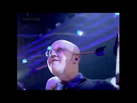 Fat Les  - Vindaloo  (CHRISTMAS TOTP) 1998