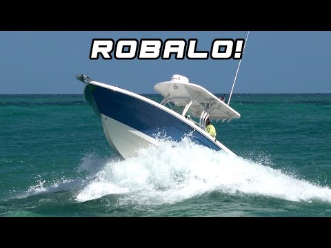 Robalo boat coming through the Inlet!
