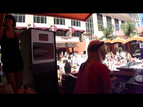 Dj Metzker Viktoria @ Tao Beach, Las Vegas (USA) 11.08.11.