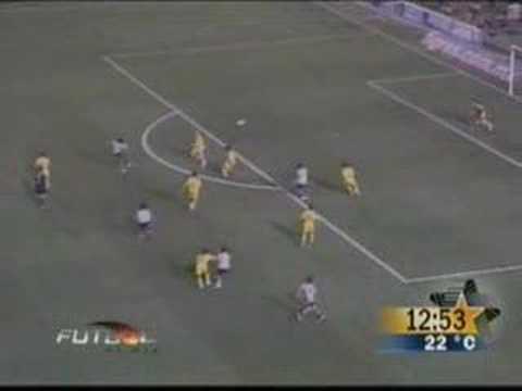 Gol de Leandro Gracian Clasico 84