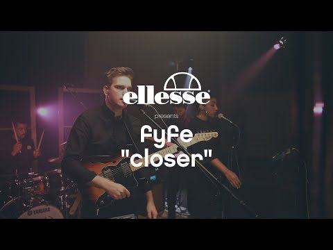 Fyfe sings Closer at ellesse Make it Music