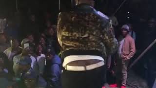 Benny Mayengani performing swani fanela