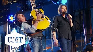 Brooks &amp; Dunn Perform “My Maria” | CMT Crossroads
