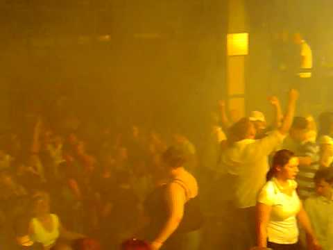 DJ Novus aka Groove Coverage im Halifax Himmelkron 04.08.07