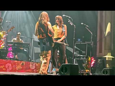 Larkin Poe ...........Bad Spell
