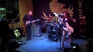 Danielle Nicole - &quot;My Heart Remains&quot; - Fat Fish Pub, Galesburg, IL - 11/24/18