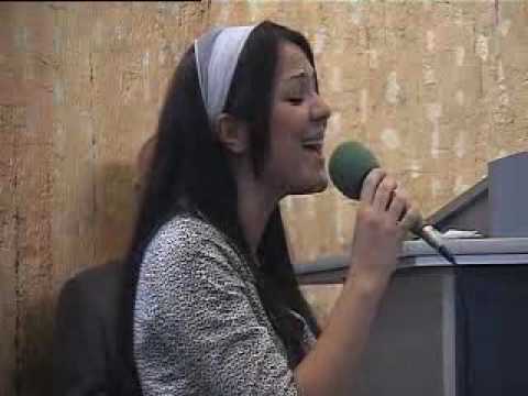 Emma Repede - Dragostea Ta ma-nvata cum sa iubesc (Biserica Penticostala Albini)