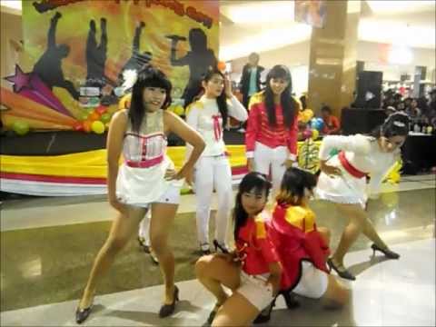 [SBSquad] [111231] SNSD Medley + New.F.O Cover Dan