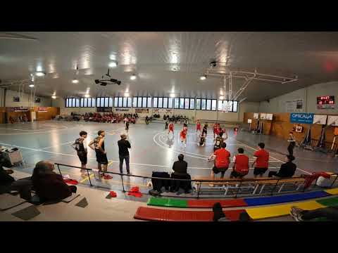 UB SANT ADRIA A 73 - C.B. VIC UNIVERSITAT DE VIC 2  76