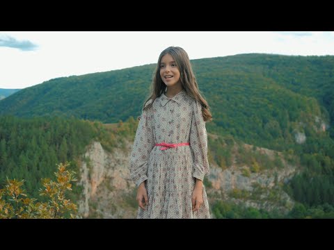 Riana Hodorog - Ochii spre munti ridic || Official video 2020