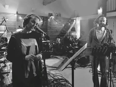 Tijs Vanneste feat. Kate Ryan - Duzend Keer (live-version by Tijs Vanneste & De Pelikanen)