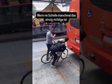 Wenn ne Schelle manchmal das einzig richtige ist😂😂😂 #funny #heftig #meme #memes #flachwitz