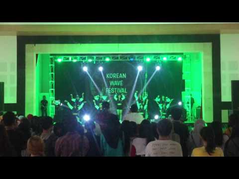 TWEETY DC | Twice - Ooh Ahh - Cheer Up | At Garosugil Korean Wave Festival (14/08/2016)