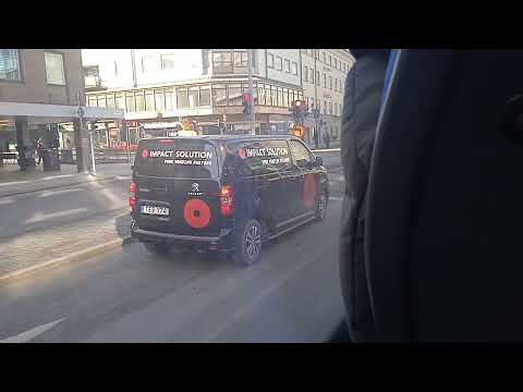 Tillbaka till Uppsala med Junior och Company's ersättningsbuss på linje 40K (Del 4)