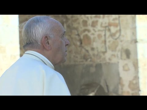 La visita del Papa a la ciudades devastadas por terremoto