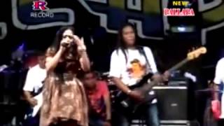 Download lagu Dangdut koplo New Pallapa Full Album Terbaru 2 juli 2015 Live 'Pengalangan' Menganti Gresik mp3 Download lagu Dangdut koplo New Pallapa Full Album Terbaru 2 juli 2015 Live 'Pengalangan' Menganti Gresik mp3