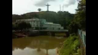 preview picture of video 'Quarta maior Estatua do Cristo Redentor do Mundo em Muriaé-MG'