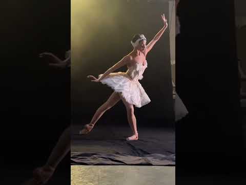 Compartimos la sesión de fotos de LAGO DE LOS CISNES  #lagodeloscisnes #ballet #auditorionacional