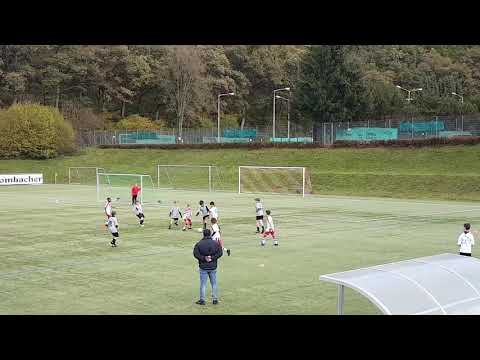 Sportfreunde Siegen D3(U11) - TSV Siegen D2(U12) (8:1) 1 Halbzeit