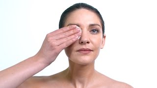Eau Thermale Avène – Comment appliquer le démaquillant yeux douceur