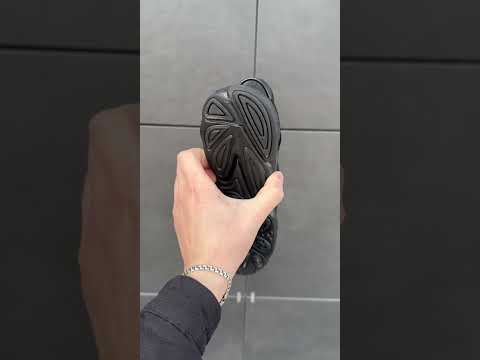 Чоловічі демісезонні кросівки Adidas Ozweego, стильні молодіжні кроси, модні сучасні кросівки - фото 1 - id-p1666729486