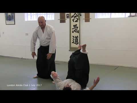 Shomen uchi ago oshi more on block and counter