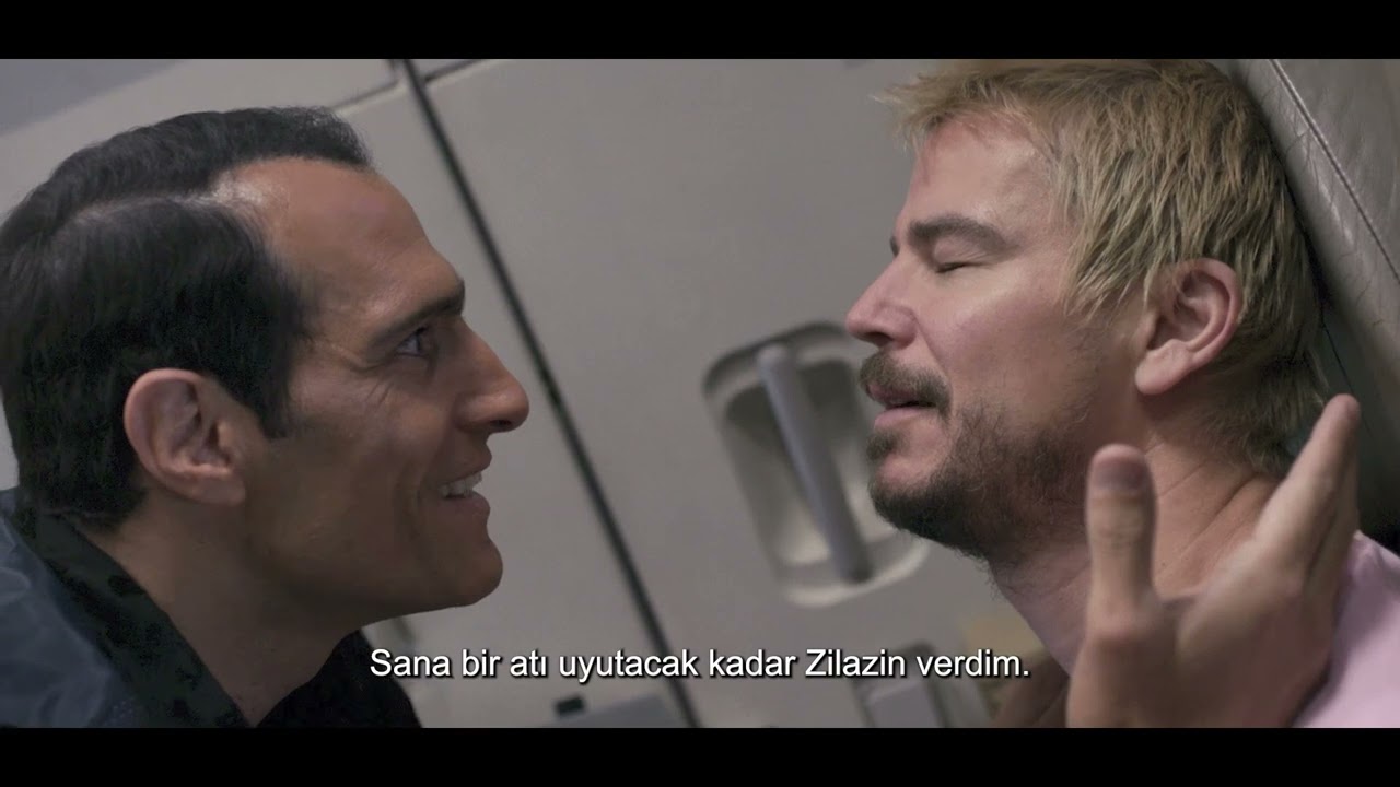 Flight Risk - Videolar