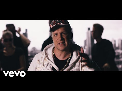 Influenza (feat. Strassencobra & Strassenkatze) Official Music Video