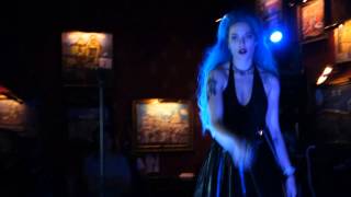 Halsey - Empty Gold (LIVE)