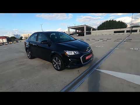 фото chevrolet sonic  0