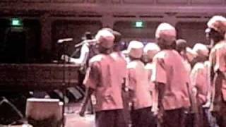 Big Kenny Brad Arnold &amp; African Childrens Choir Wake Up