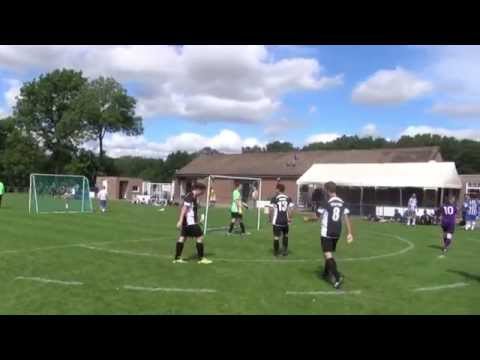 Minivoetbaltoernooi v v Hellas mannen tegen vrouwen wedstrijd 24 mei 2014