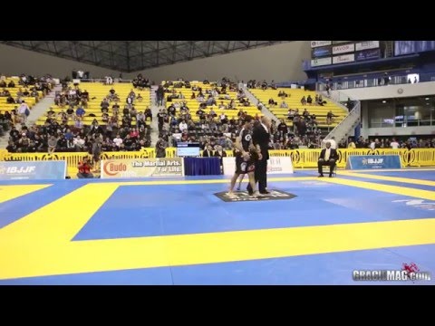 Professor Laercio Fernandes winning IBJJF No Gi World Championships