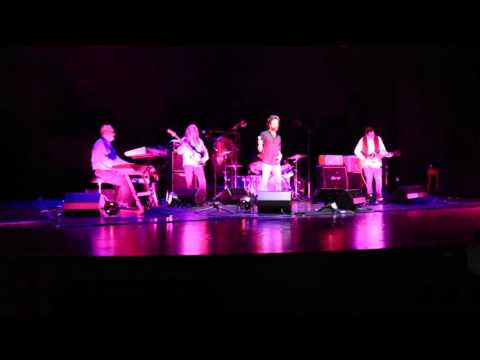 download lagu mp3 mp4 Ledon, download lagu Ledon gratis, unduh video klip Ledon