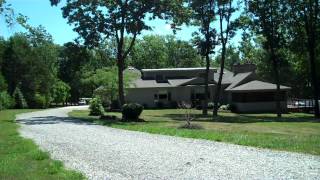 preview picture of video 'Stunning Home With Lots Of Privacy! 1201 S  Cedar Grove Blvd'