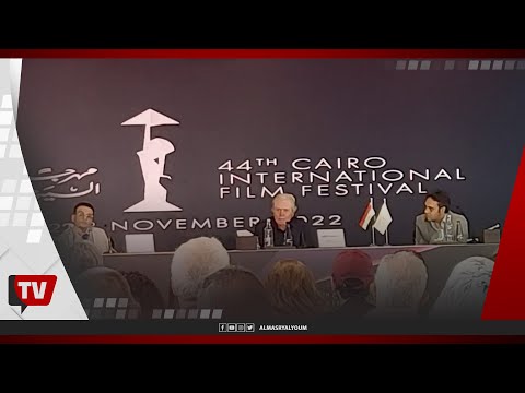 حسين فهمي يعلق حول تعارض ميعاد المهرجان مع قمة المناخ