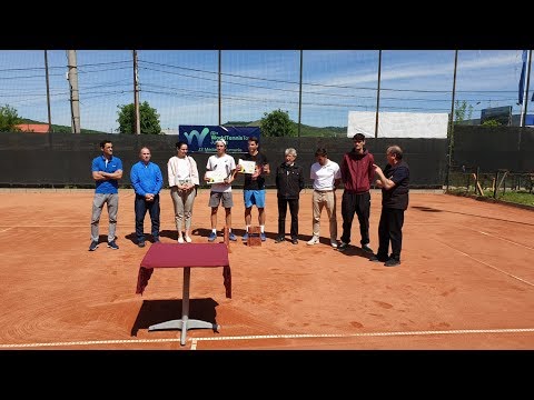 Turneu international de tenis pentru juniori la Medias | novatv.ro