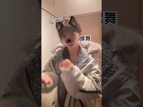 讨厌小鱼干 脱衣舞 弹力摇 弹力插